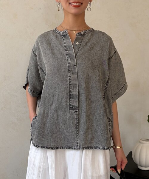 Chez toi(シェトワ)の「【体型カバー】【2WAY仕様】パウダー加工デニムドルマンブラウス(シャツ/ブラウス・レディース・グレー/サックスブルー/インディゴブルー・FREE)」の17枚目の写真