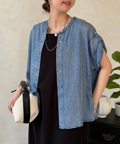 Chez toi(シェトワ)の「【体型カバー】【2WAY仕様】パウダー加工デニムドルマンブラウス(シャツ/ブラウス・レディース・グレー/サックスブルー/インディゴブルー・FREE)」の7枚目の写真