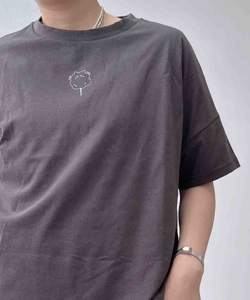 AS KNOW AS plus(アズノゥアズプラス)の「◯しっぽ取り外し可能 アニマル半袖Tシャツ(Tシャツ/カットソー・レディース・オフホワイト/オートミール/スミクロ/アイボリー系/ブラック系/ネイビー系・FREE)」の11枚目の写真