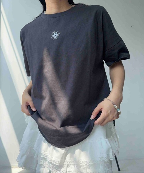 AS KNOW AS plus(アズノゥアズプラス)の「◯しっぽ取り外し可能 アニマル半袖Tシャツ(Tシャツ/カットソー・レディース・オフホワイト/オートミール/スミクロ/アイボリー系/ブラック系/ネイビー系・FREE)」の16枚目の写真