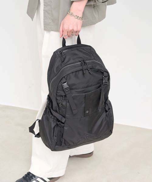 narifuri（ナリフリ）の「【narifuri】NFC × KELTY メットインバックパック NFKL-04（バックパック/リュック・メンズ・ベージュ/ブラック/グレー・FREE）」の9枚目の写真