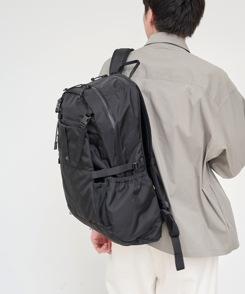 narifuri（ナリフリ）の「【narifuri】NFC × KELTY メットインバックパック NFKL-04（バックパック/リュック・メンズ・ベージュ/ブラック/グレー・FREE）」の5枚目の写真