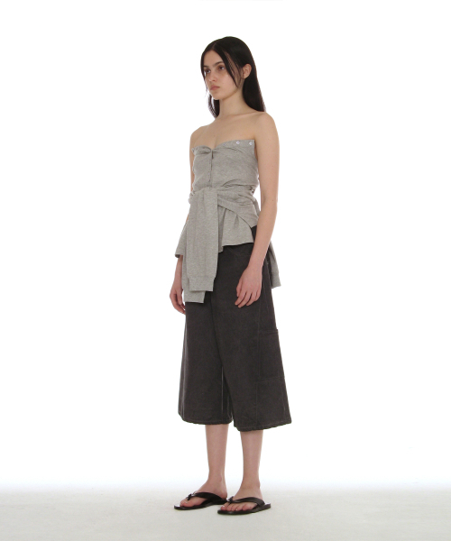 PARTIMENTO WOMEN(パルティメントウィメン)の「ウォッシュドカーゴバミューダショーツ_チャコール(その他パンツ・レディース・その他・SMALL/MEDIUM)」の5枚目の写真