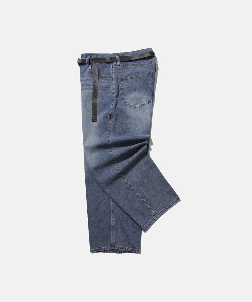 MOIF（モイフ）の「[SS26] WIDE 6P BELTED DENIM PANTS / WASHED INDIGO（デニムパンツ・メンズ・その他・1(S)/2(M)/3(L)）」の2枚目の写真