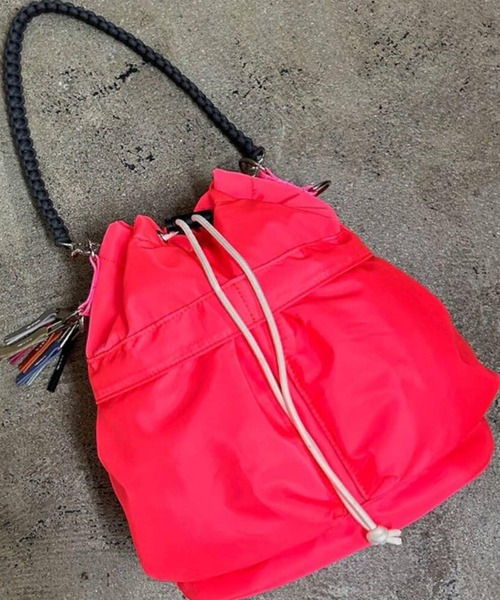 BACKYARD FAMILY(バックヤードファミリー)の「cheek チーク kinchaku code 2WAY tote(トートバッグ・レディース・カーキ/ブラック/グレー/パープル/イエロー/オレンジ/ベージュ/グリーン/ピンク/ホワイト・FREE)」の9枚目の写真