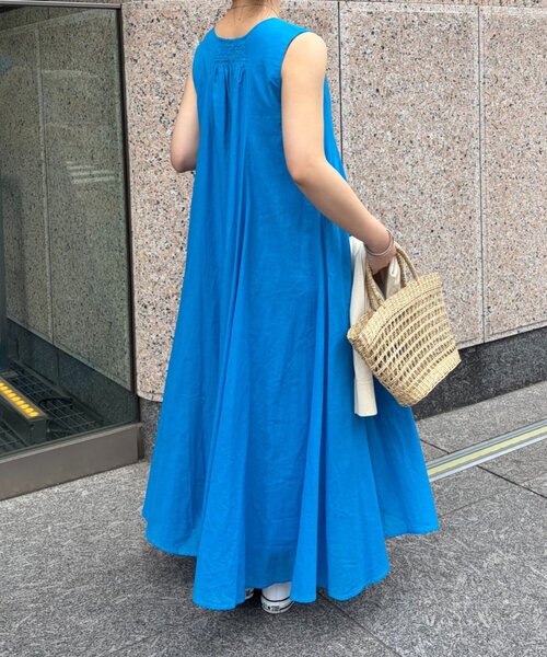 Jena espace merveilleux(ジェナ エスパスメルヴェイユ)の「コットンボイルノースリワンピース(ワンピース・レディース・アイボリー/ブラック・FREE)」の22枚目の写真