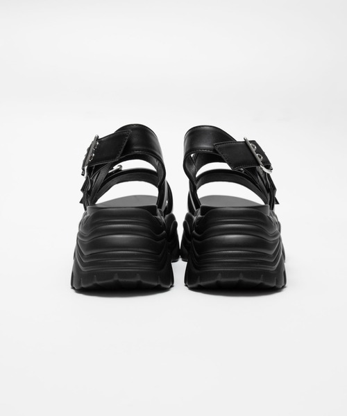 WEGO（ウィゴー）の「WEGO/【26春夏新作】厚底ハトメベルトスポサン（サンダル・レディース・ブラック・LARGE/MEDIUM/SMALL）」の13枚目の写真