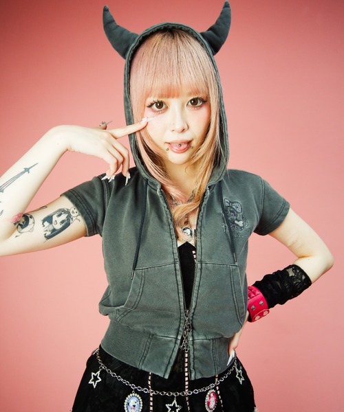 GALFY（ガルフィー）の「CANDYGALFY/キャンディーガルフィー/病みギャルデビルパーカー/162067（パーカー・レディース・スミクロ/レオパード/オフホワイト・FREE）」の12枚目の写真