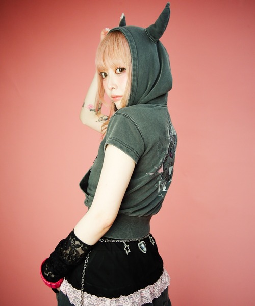 GALFY（ガルフィー）の「CANDYGALFY/キャンディーガルフィー/病みギャルデビルパーカー/162067（パーカー・レディース・スミクロ/レオパード/オフホワイト・FREE）」の13枚目の写真