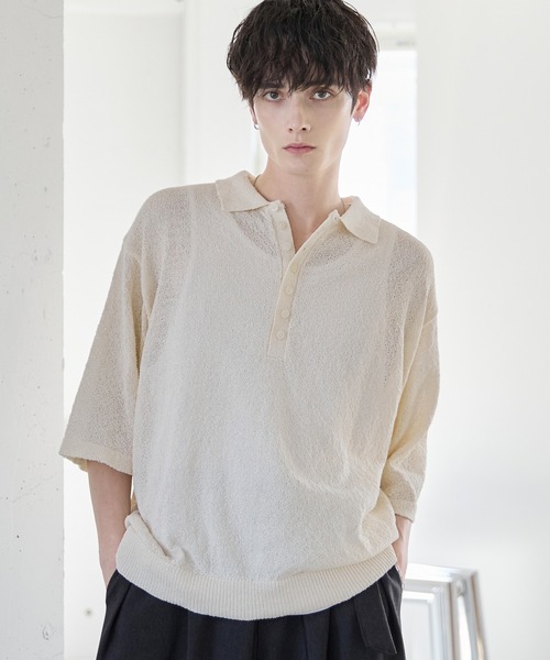 ASTRONOMY(アストロノミー)の「POLO HENLEY BOUCLE SUMMER KNIT(ニット/セーター・メンズ・ネイビー/グレー/ホワイト/ブラック・S/M/L/XL)」の2枚目の写真