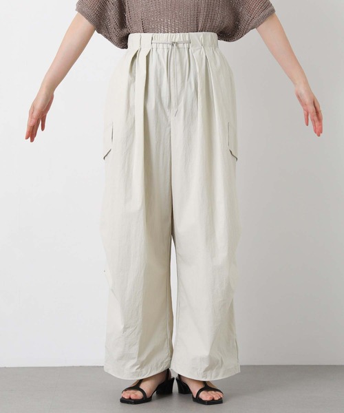 Gready Brilliant（グレディブリリアン）の「パラシュートカーゴパンツ（その他パンツ・レディース・オフホワイト/カーキ・36）」の9枚目の写真