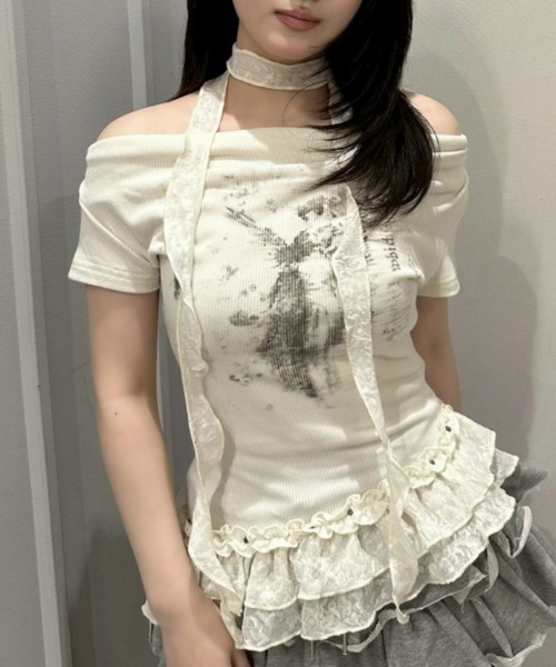Never mind the XU / Chikashitsu+（ネバーマインド ザ エックスユー / チカシツプラス）の「【nmtc+】Drape Neck Frill Tee Scarf Set / 【エヌエムティーシープラス】ドレープネックフリルスカーフセットTシャツ（Tシャツ/カットソー・レディース・ホワイト/グレー/チャコール・ONE SIZE）」の13枚目の写真