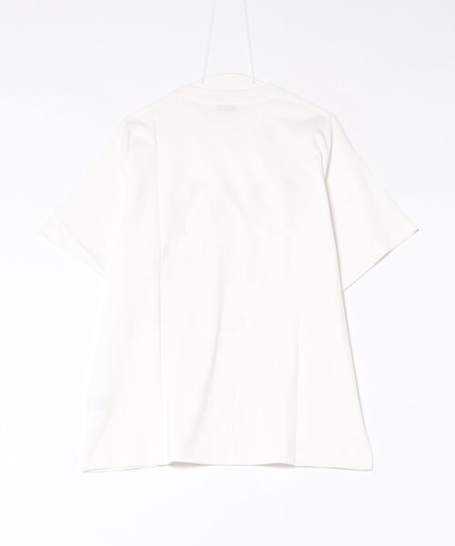 ANAP（アナップ）の「*ピグメント加工ロゴプリントオーバーサイズＴシャツ（Tシャツ/カットソー・レディース・ダークグレー/オフホワイト/ベージュ系その他・F）」の4枚目の写真