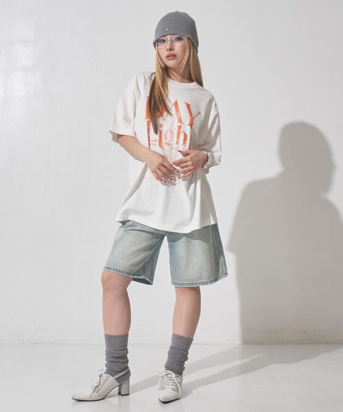 ANAP（アナップ）の「ピグメント加工ロゴプリントオーバーサイズTシャツ（Tシャツ/カットソー・レディース・ダークグレー/オフホワイト/ベージュ系その他・F）」の9枚目の写真