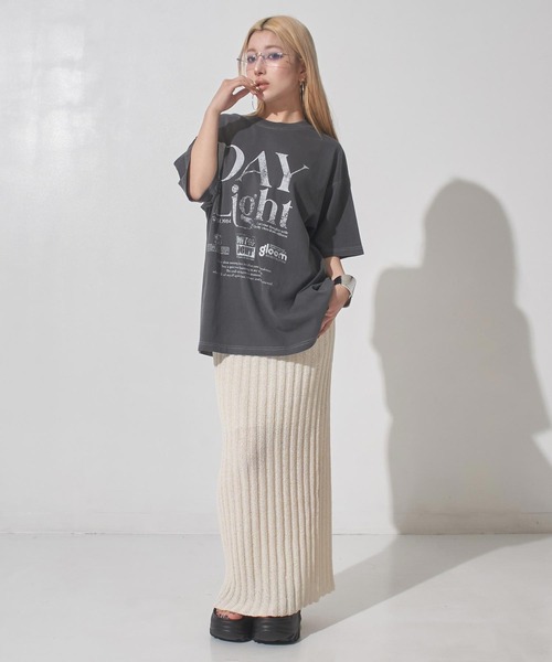 ANAP（アナップ）の「ピグメント加工ロゴプリントオーバーサイズTシャツ（Tシャツ/カットソー・レディース・ダークグレー/オフホワイト/ベージュ系その他・F）」の15枚目の写真
