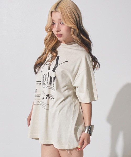 ANAP（アナップ）の「ピグメント加工ロゴプリントオーバーサイズTシャツ（Tシャツ/カットソー・レディース・ダークグレー/オフホワイト/ベージュ系その他・F）」の19枚目の写真