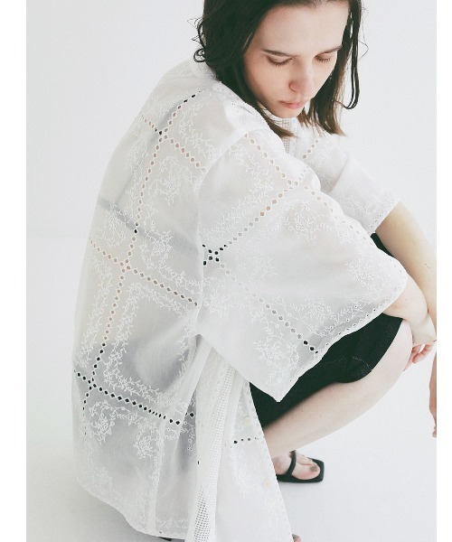 CLANE（クラネ）の「CLANE/クラネ/EMBROIDERY LACE BOX SHIRTS（シャツ/ブラウス・レディース・ブラック/ホワイト・1）」の5枚目の写真