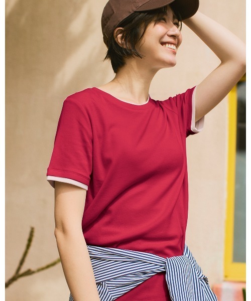 DoCLASSE( ドゥクラッセ)の「コットンガーゼ・配色クルーネック/半袖(Tシャツ/カットソー・レディース・パープル/レッド/ライトグリーン/イエロー/モカ/ブラック/ライトグレー/ダークネイビー・LL/3L/L/M/S)」の8枚目の写真