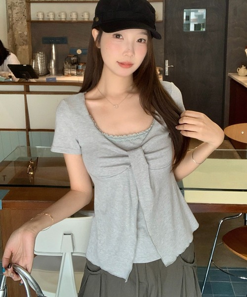 Girly Doll(ガーリードール)の「レイヤード風リボン半袖カットソー(Tシャツ/カットソー・レディース・ベージュ/ピンク/グレー・XL/L)」の4枚目の写真