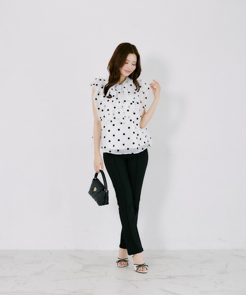 tocco closet(トッコ クローゼット)の「【ZOZO限定】ボウタイドットシアーノースリーブブラウス(シャツ/ブラウス・レディース・ブラック/オフホワイト・M)」の12枚目の写真