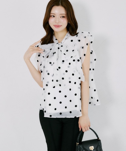 tocco closet(トッコ クローゼット)の「【ZOZO限定】ボウタイドットシアーノースリーブブラウス(シャツ/ブラウス・レディース・ブラック/オフホワイト・M)」の11枚目の写真
