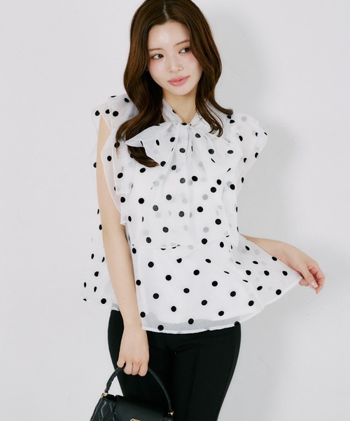 tocco closet(トッコ クローゼット)の「【ZOZO限定】ボウタイドットシアーノースリーブブラウス(シャツ/ブラウス・レディース・ブラック/オフホワイト・M)」の9枚目の写真