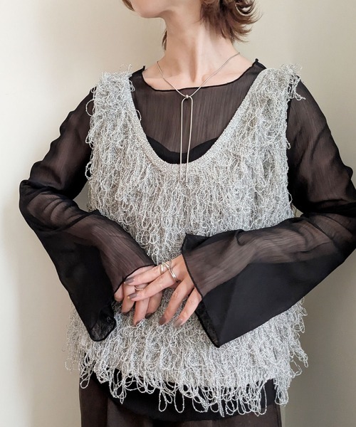 styiro（スタイロ）の「ループフリンジ ニットベスト レイヤードトップス 秋服 冬 大人カジュアル（ベスト・レディース・アイボリー/ブラック・M）」の2枚目の写真
