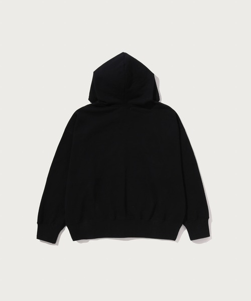 A BATHING APE（アベイシングエイプ）の「BAPE LOGO CRYSTAL STONES OVERSIZED ZIP HOODIE（パーカー・レディース・ブラック/ピンク・SMALL/MEDIUM）」の3枚目の写真