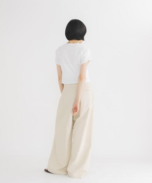 KBF（ケイビーエフ）の「BASICクロップドTEE（Tシャツ/カットソー・レディース・オフホワイト/ライトブルー/チャコールグレー・ONE）」の9枚目の写真