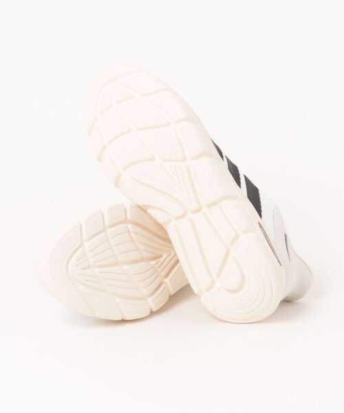adidas(アディダス)の「CF FLEX RAPIDFIT(スニーカー・メンズ・オフホワイト・25.5cm/26.0cm/26.5cm/27.0cm/28.0cm/25.0cm)」の3枚目の写真