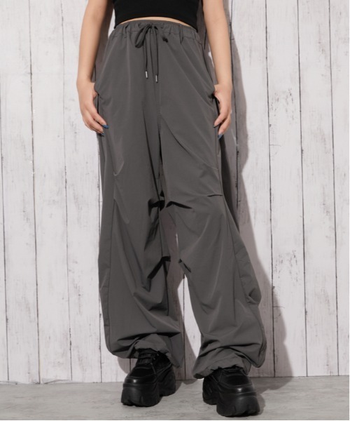 GORGE(ゴージ)の「《バレルタック》ワイドパンツ/モード×リラックス/春夏/全3色(その他パンツ・レディース・チャコール/パープル/ブラック・F)」の3枚目の写真