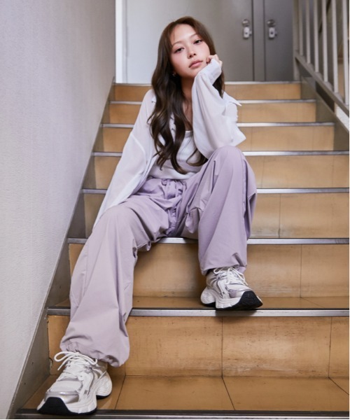 GORGE(ゴージ)の「《バレルタック》ワイドパンツ/モード×リラックス/春夏/全3色(その他パンツ・レディース・チャコール/パープル/ブラック・F)」の8枚目の写真