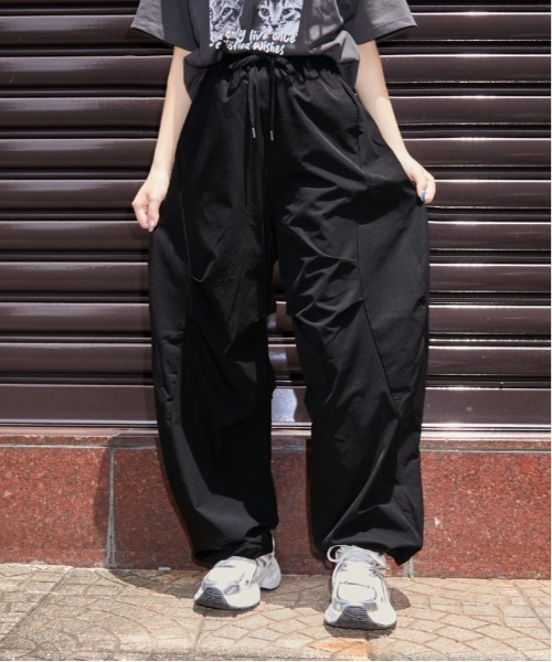 GORGE(ゴージ)の「《バレルタック》ワイドパンツ/モード×リラックス/春夏/全3色(その他パンツ・レディース・チャコール/パープル/ブラック・F)」の11枚目の写真