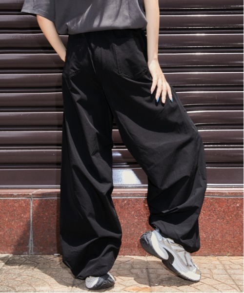 GORGE(ゴージ)の「《バレルタック》ワイドパンツ/モード×リラックス/春夏/全3色(その他パンツ・レディース・チャコール/パープル/ブラック・F)」の12枚目の写真