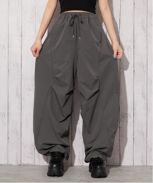 GORGE(ゴージ)の「《バレルタック》ワイドパンツ/モード×リラックス/春夏/全3色(その他パンツ・レディース・チャコール/パープル/ブラック・F)」の20枚目の写真