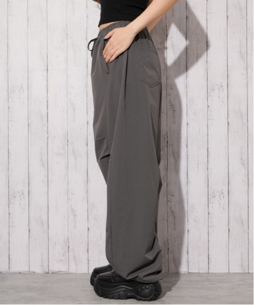 GORGE(ゴージ)の「《バレルタック》ワイドパンツ/モード×リラックス/春夏/全3色(その他パンツ・レディース・チャコール/パープル/ブラック・F)」の21枚目の写真