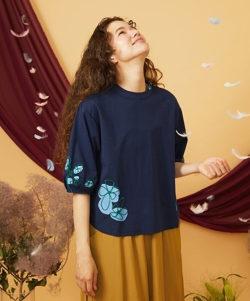 Jocomomola（ホコモモラ）の「【接触冷感】Amigo フラワー刺繍プリントカットソー（Tシャツ/カットソー・レディース・ネイビー/クリーム・40）」の18枚目の写真