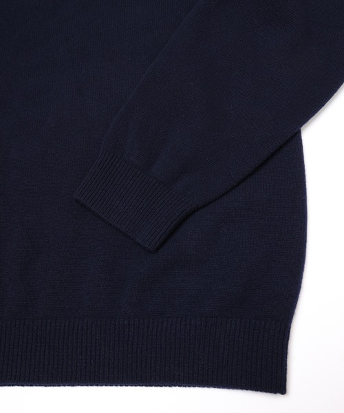 CULLNI(クルニ)の「Super 180s Fine Merino Wool Minimal V-Neck Knit Pullover(ニット/セーター・メンズ・チャコール/ダークネイビー/ブラック/グレー・1)」の13枚目の写真