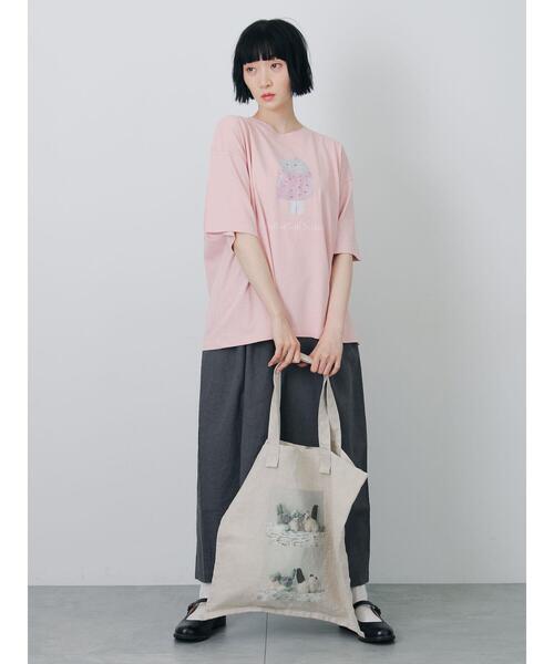 TSUHARU by Samansa Mos2(ツハルバイサマンサモスモス)の「【さて×TSUHARU】フォト柄プリントバッグ(ハンドバッグ・レディース・ベージュ・F)」の2枚目の写真