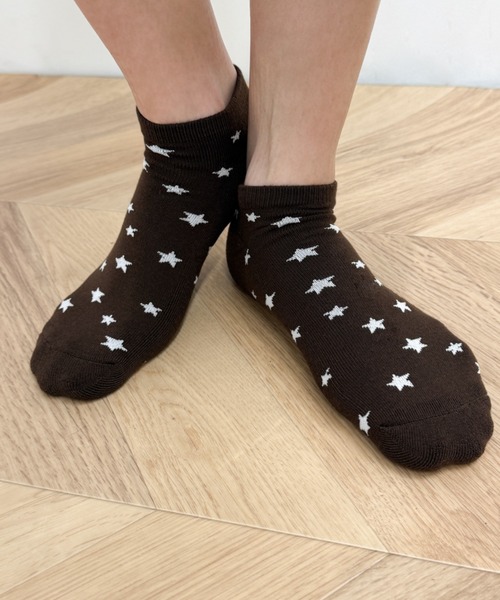 WEGO(ウィゴー)の「WEGO/ミニスター総柄ショートソックス(ソックス/靴下・メンズ・ブラック/ブラウン・25-27CM)」の1枚目の写真
