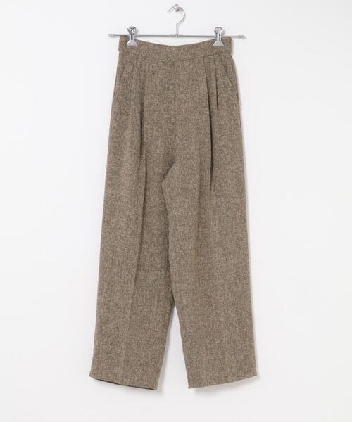 ITEMS URBANRESEARCH(アイテムズ アーバンリサーチ)の「メランジジレパンツセット(ダウンベスト・レディース・ベージュ/ネイビー・FREE)」の15枚目の写真