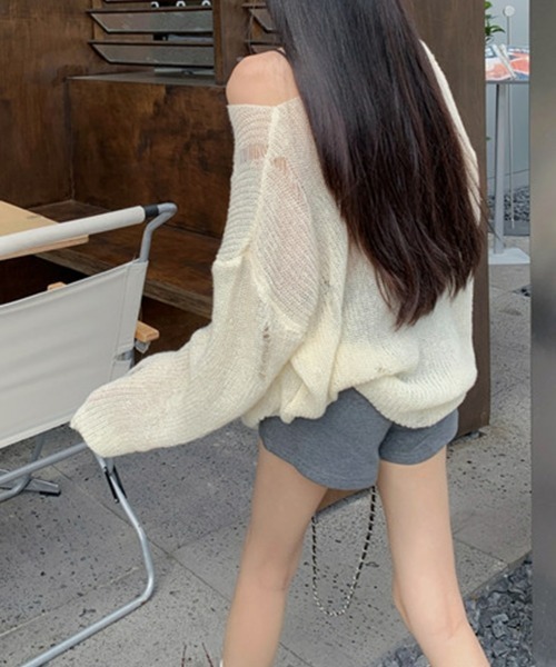SEU（エスイーユー）の「【小柄さんにおすすめ】ダメージ加工シアーニット 長袖 オーバーサイズ 【オフィスカジュアル】【きれいめカジュアル】 春服 秋服 レディース韓国風（ニット/セーター・レディース・アイボリー/グレー/ピンク・フリー）」の13枚目の写真