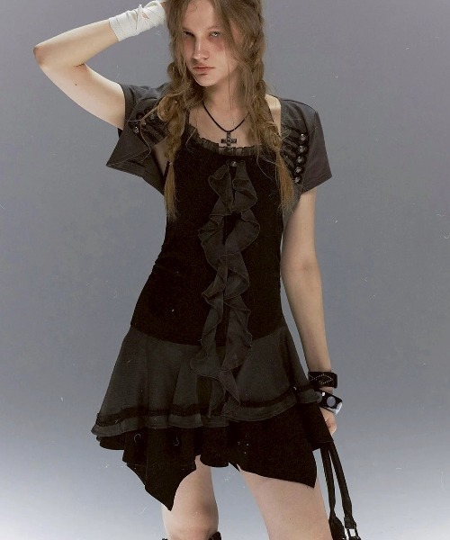 Cest Nous(セヌー)の「【Cest Nous】Napoleon dress / 【セヌー】ナポレオンレースフリルワンピース(ワンピース・レディース・ベージュ/ブラック・S/M)」の5枚目の写真