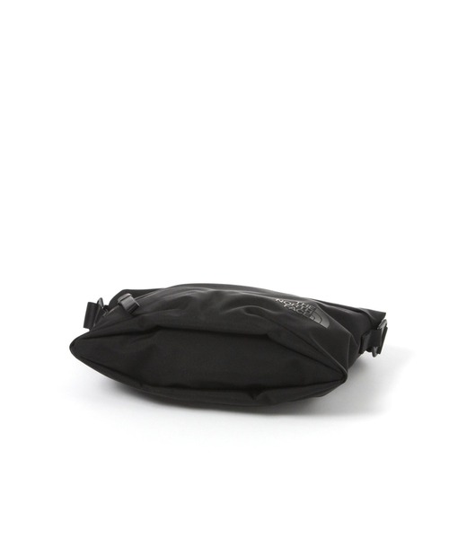 THE NORTH FACE(ザノースフェイス)の「【THE NORTH FACE(ザ・ノース・フェイス)】ピレネー ショルダーバッグ S(ショルダーバッグ・レディース・ブラック/ライトグレー・FREE)」の5枚目の写真