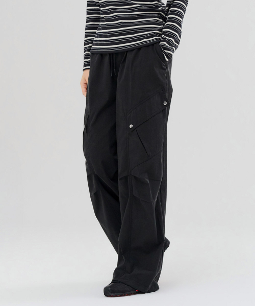 CHASECULT(チェイスカルト)の「レディース カーブドカーゴパンツ-FERG2281B03(その他パンツ・レディース・ブラック・70/67)」の2枚目の写真