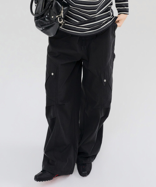 CHASECULT(チェイスカルト)の「レディース カーブドカーゴパンツ-FERG2281B03(その他パンツ・レディース・ブラック・70/67)」の3枚目の写真
