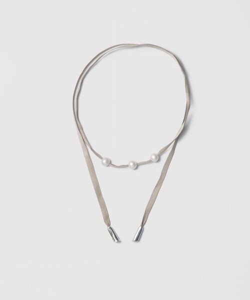 JOURNAL STANDARD(ジャーナルスタンダード)の「【TEINTE/タント】CALLA 3PEARL RIBBON NECKLACE(ネックレス・レディース・アイボリー・FREE)」の9枚目の写真