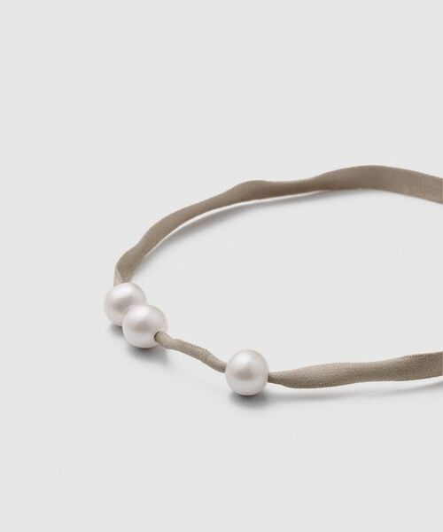 JOURNAL STANDARD(ジャーナルスタンダード)の「【TEINTE/タント】CALLA 3PEARL RIBBON NECKLACE(ネックレス・レディース・アイボリー・FREE)」の8枚目の写真