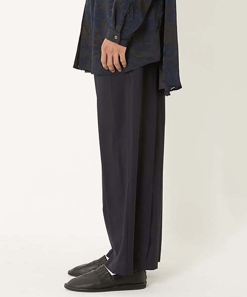BLUE BLUE JAPAN（ブルーブルージャパン）の「ストレッチドライツイル ハカマパンツ（その他パンツ・メンズ・ダークネイビー・L/M/S）」の3枚目の写真