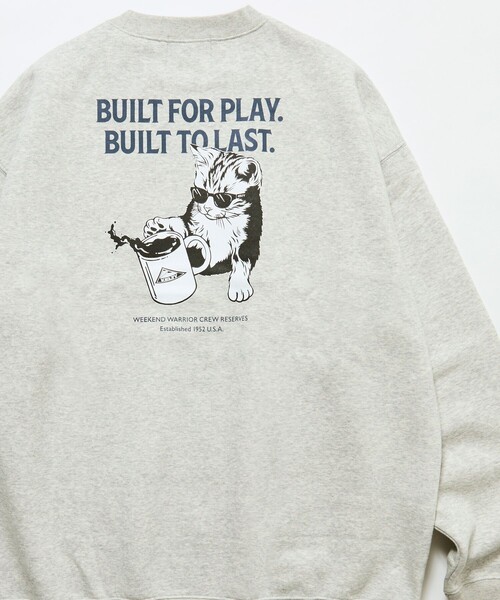 KELTY(ケルティ)の「KELTY/ケルティ 限定展開 KELTY×FREAK'S STORE/ケルティ 別注 キャットロゴ バックプリント クルーネックスウェット(スウェット・メンズ・チャコールグレー/ネイビー/ライトグレー/ベージュ・SMALL/MEDIUM/LARGE)」の7枚目の写真